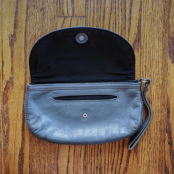 EUC Gray Leather Wristlet/Clutch - Picture 2 of 5